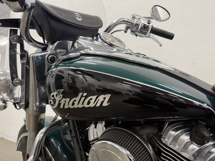 2019 Indian SPRINGFIELD MetallicJADEGreen/BLACK