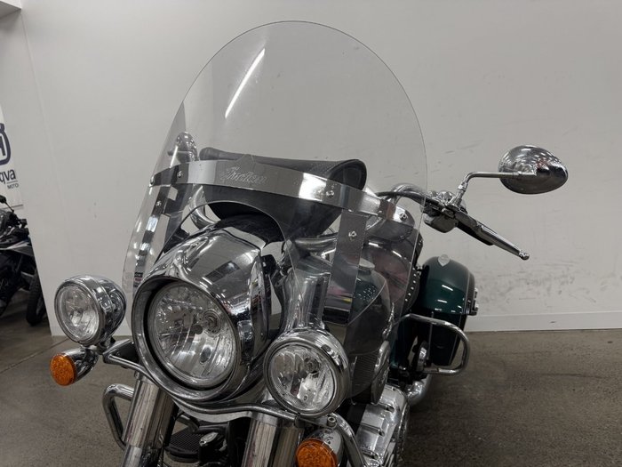 2019 Indian SPRINGFIELD MetallicJADEGreen/BLACK
