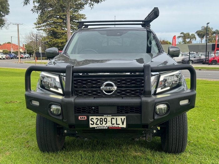 2021 Nissan Navara ST-X