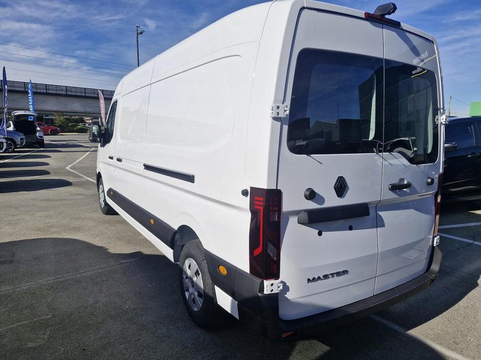 2026 Renault Master