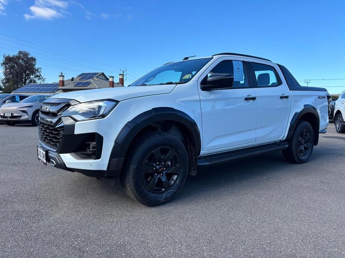 2026 Isuzu D-MAX X-TERRAIN MY25.5 4X4 Dual Range Mineral White