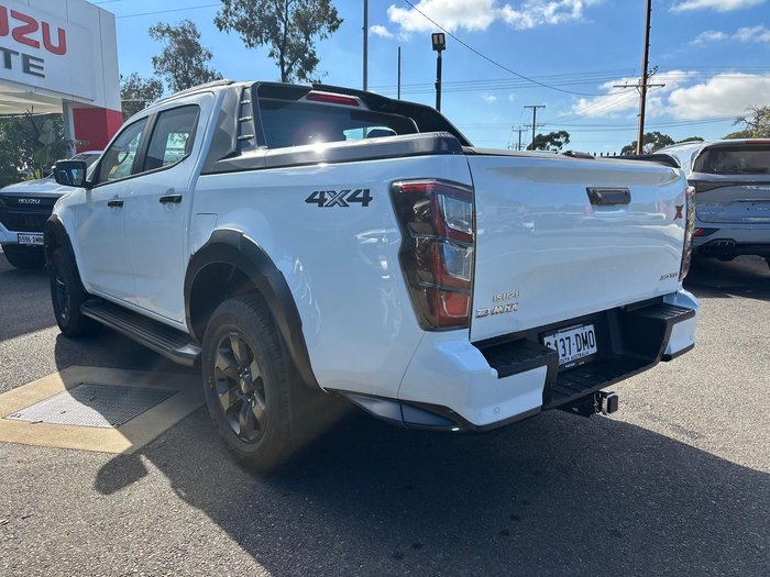 2026 Isuzu D-MAX X-TERRAIN MY25.5 4X4 Dual Range Mineral White