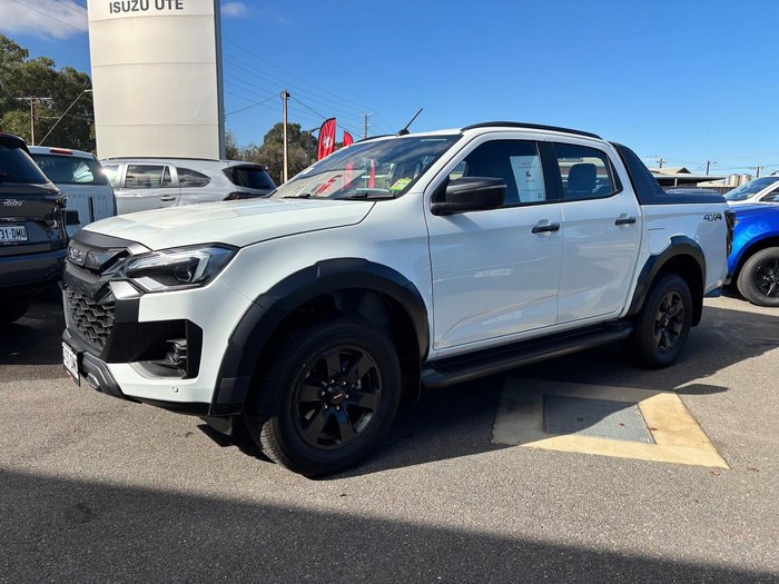 2026 Isuzu D-MAX X-TERRAIN MY25.5 4X4 Dual Range Mineral White