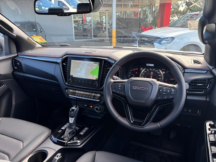 2025 Isuzu D-MAX X-TERRAIN MY25.5 4X4 Dual Range Moonstone White