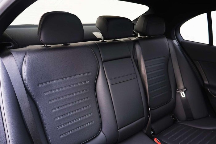 2025 Mercedes-Benz C-Class C200