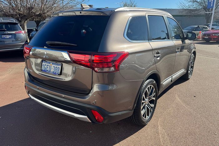 2017 Mitsubishi Outlander LS