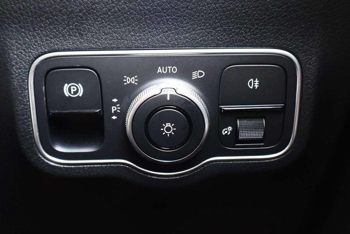 2025 Mercedes-Benz GLA-Class GLA250