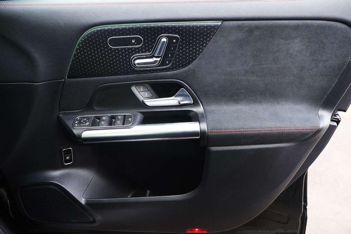 2025 Mercedes-Benz GLA-Class GLA250