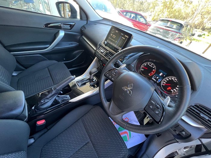 2022 Mitsubishi Eclipse Cross ES