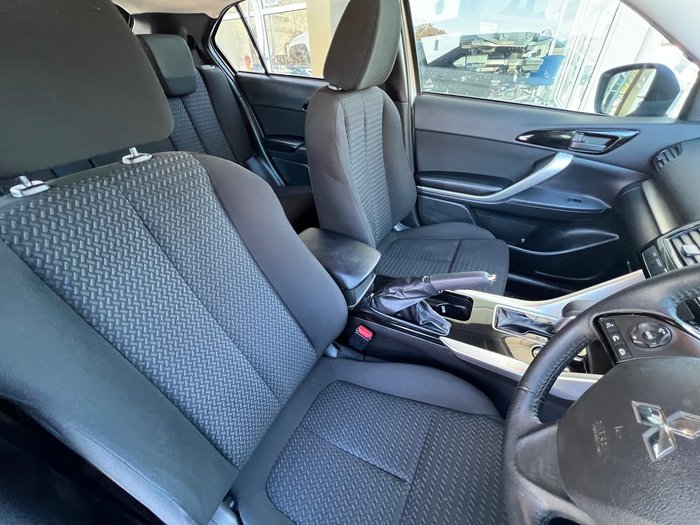 2022 Mitsubishi Eclipse Cross ES