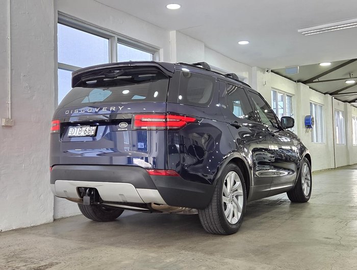 2017 Land Rover Discovery TD6 First Edition