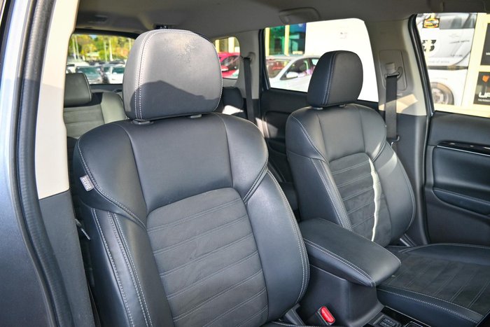 2021 Mitsubishi Outlander LS