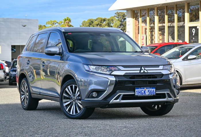 2021 Mitsubishi Outlander LS