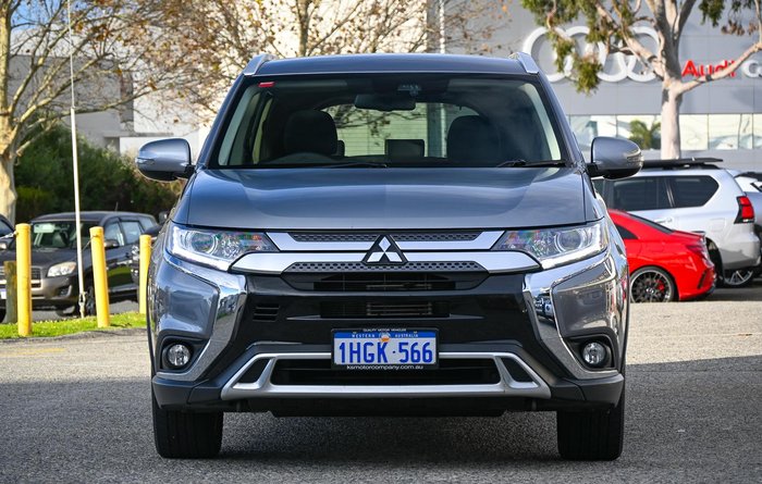 2021 Mitsubishi Outlander LS