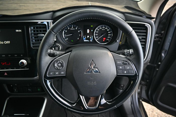 2021 Mitsubishi Outlander LS