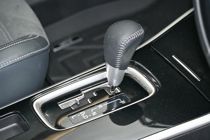 2021 Mitsubishi Outlander LS