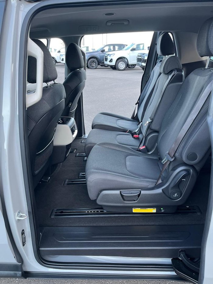 2022 Kia Carnival S