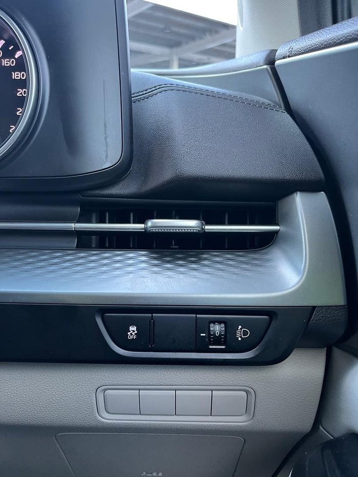 2022 Kia Carnival S