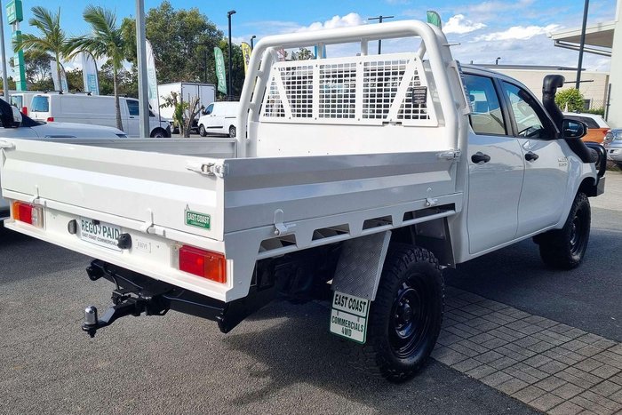 2022 Toyota Hilux SR