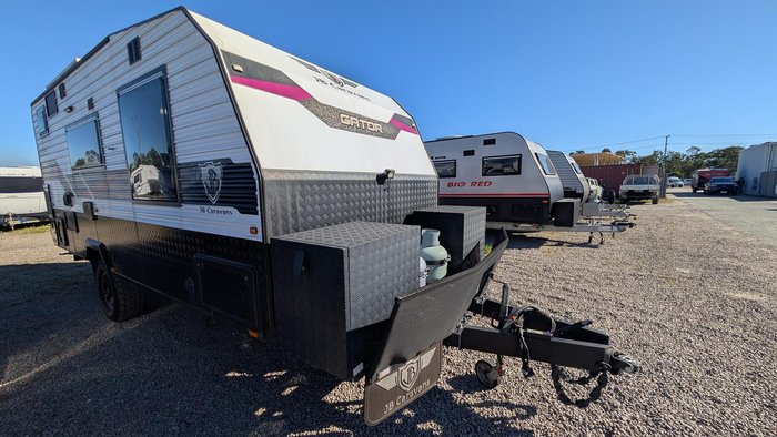 2022 JB Caravans Gator 17'10