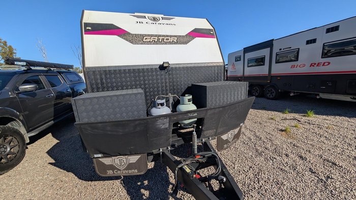 2022 JB Caravans Gator 17'10