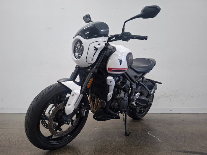 2022 Triumph TRIDENT 660 White