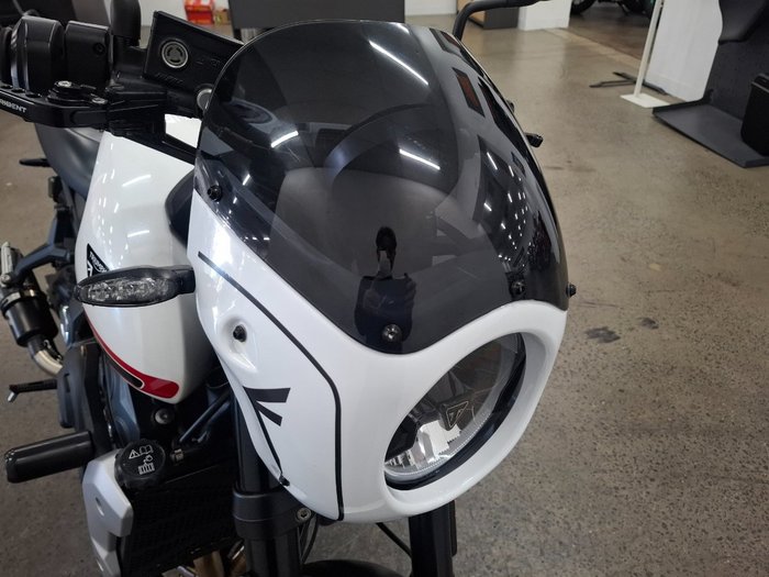 2022 Triumph TRIDENT 660 White