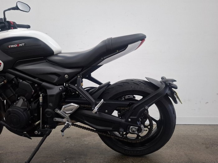 2022 Triumph TRIDENT 660 White
