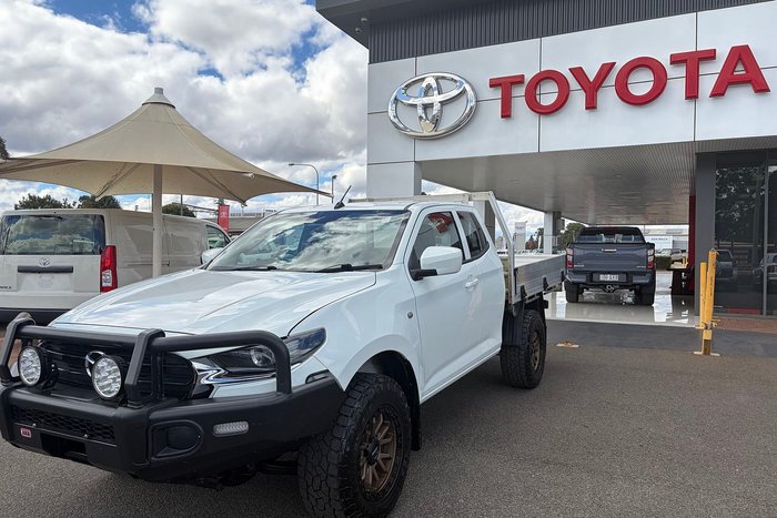 2023 Mazda BT-50 XT