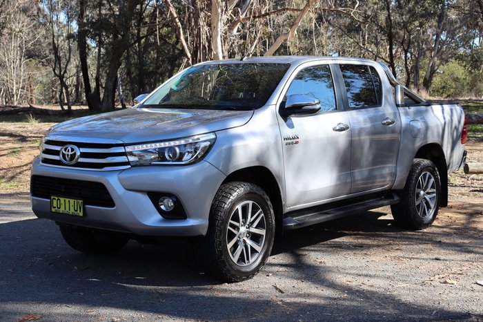 2017 Toyota Hilux SR5