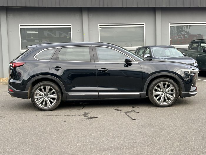 2022 Mazda CX-9 Azami LE