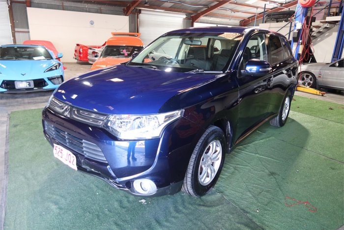 2012 Mitsubishi Outlander LS