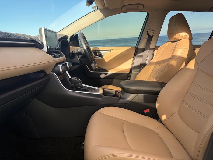 2019 Toyota RAV4 Cruiser