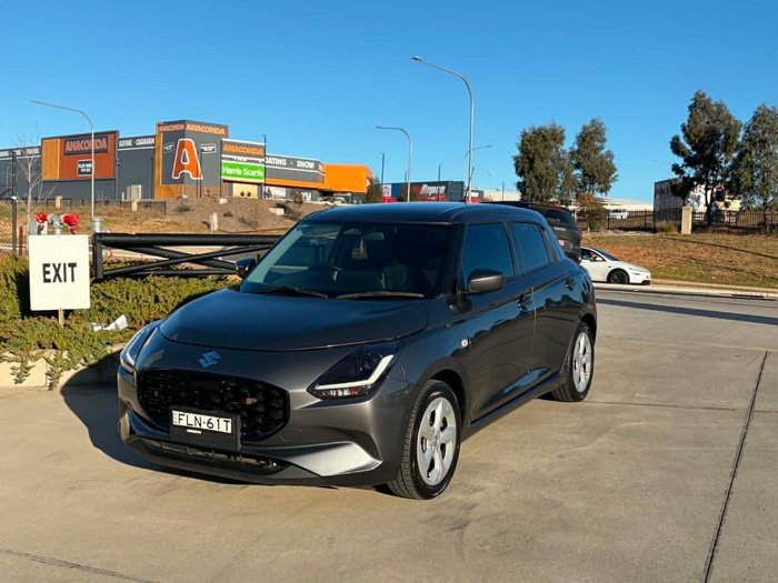 2024 Suzuki Swift Hybrid Plus