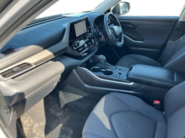 2024 Toyota Kluger GX