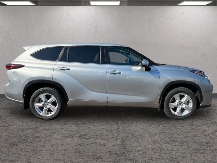 2024 Toyota Kluger GX