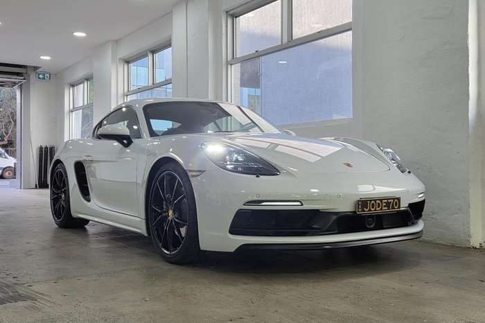 2018 Porsche 718