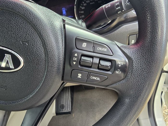 2019 Kia Carnival S