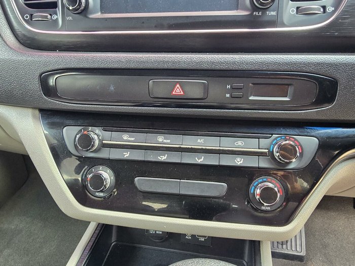 2019 Kia Carnival S