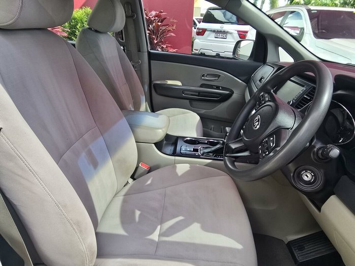 2019 Kia Carnival S