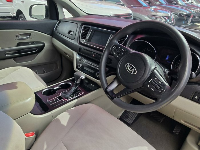 2019 Kia Carnival S