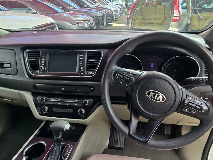 2019 Kia Carnival S