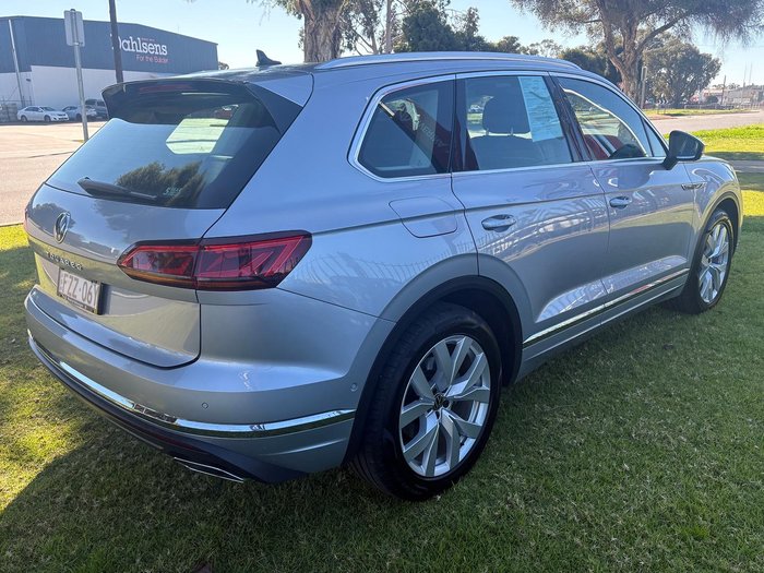 2022 Volkswagen Touareg