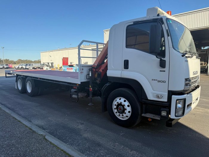 2017 Isuzu F Series