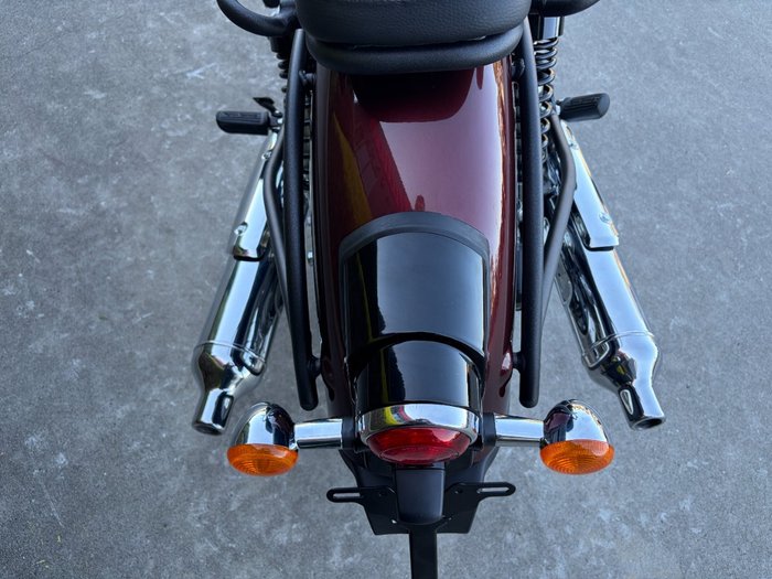 2025 Royal Enfield CLASSIC 650 VALLAM RED