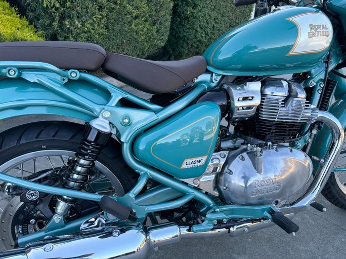 2026 Royal Enfield CLASSIC 650 Green
