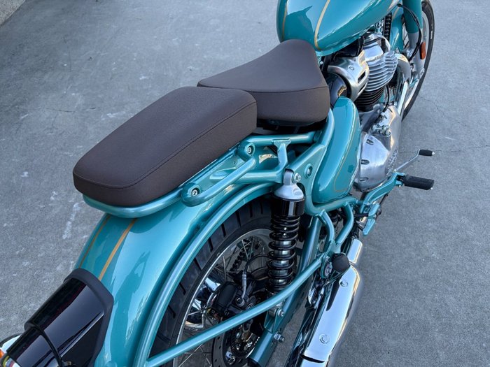 2026 Royal Enfield CLASSIC 650 Green