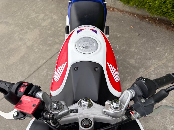 2010 Honda CBR125R