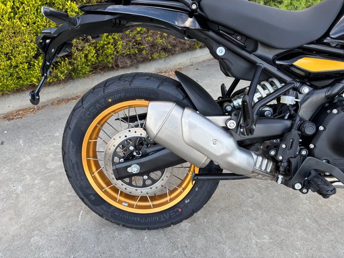 2026 Royal Enfield HIMALAYAN 450 Hanle Black