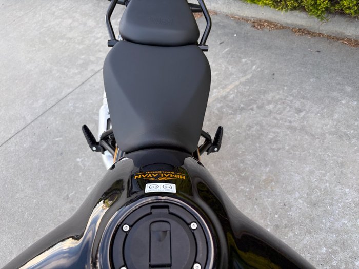 2026 Royal Enfield HIMALAYAN 450 Hanle Black